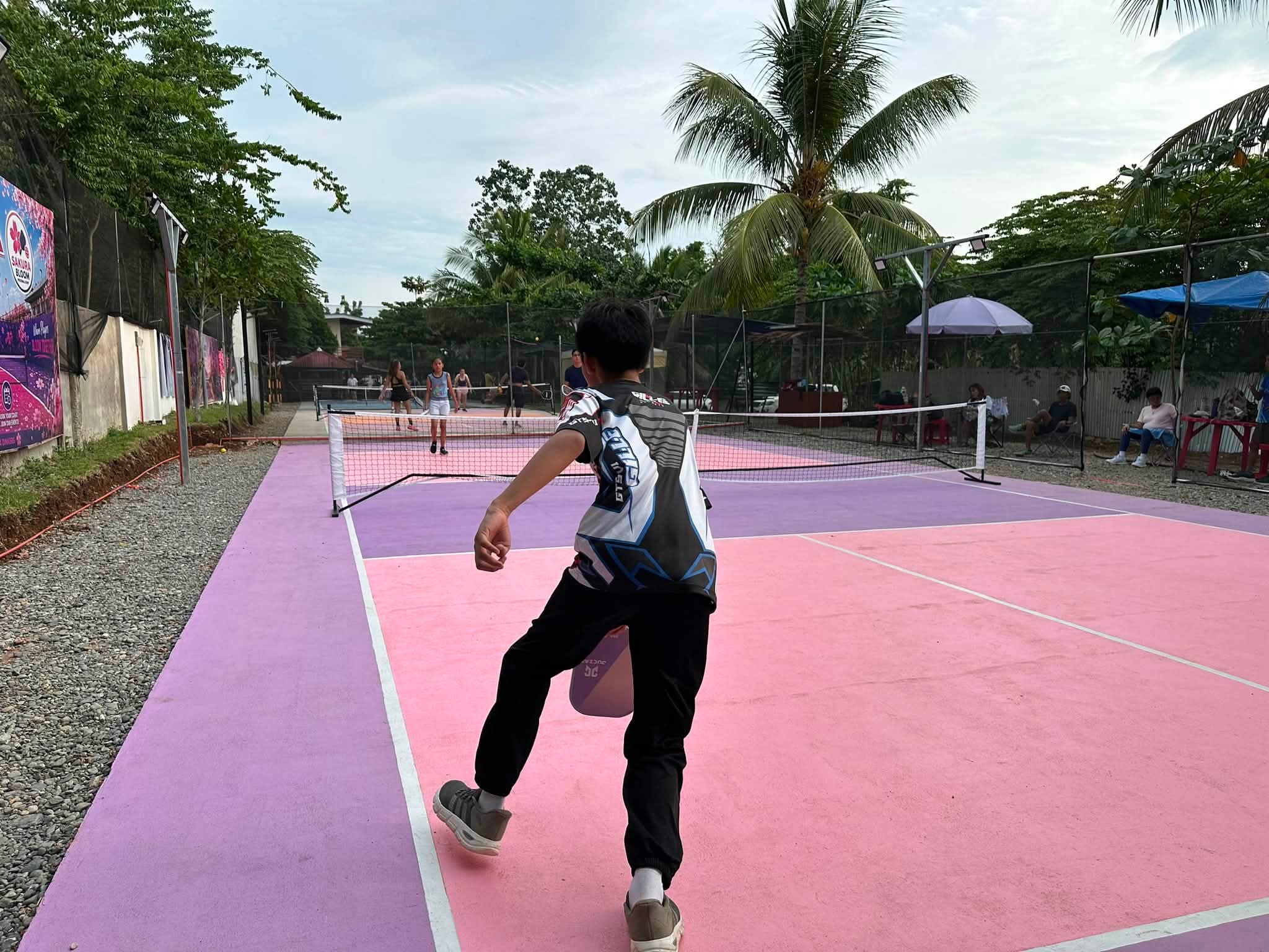 THE CASAS COMPLEX PICKLEBALL COURTS