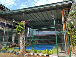 Pearl Jam Pickleball Court๐